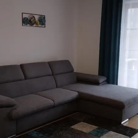 Mit Balkon