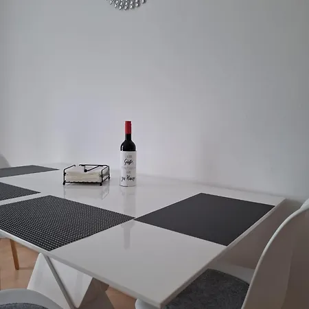 Mit Balkon Apartamento